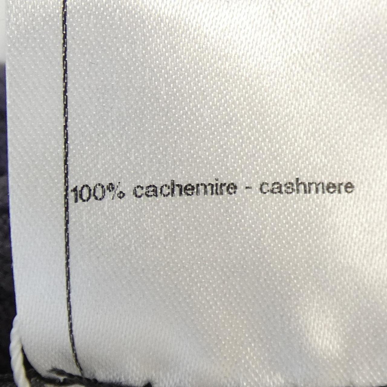 Chanel P44594K04679 Cashmere Knit