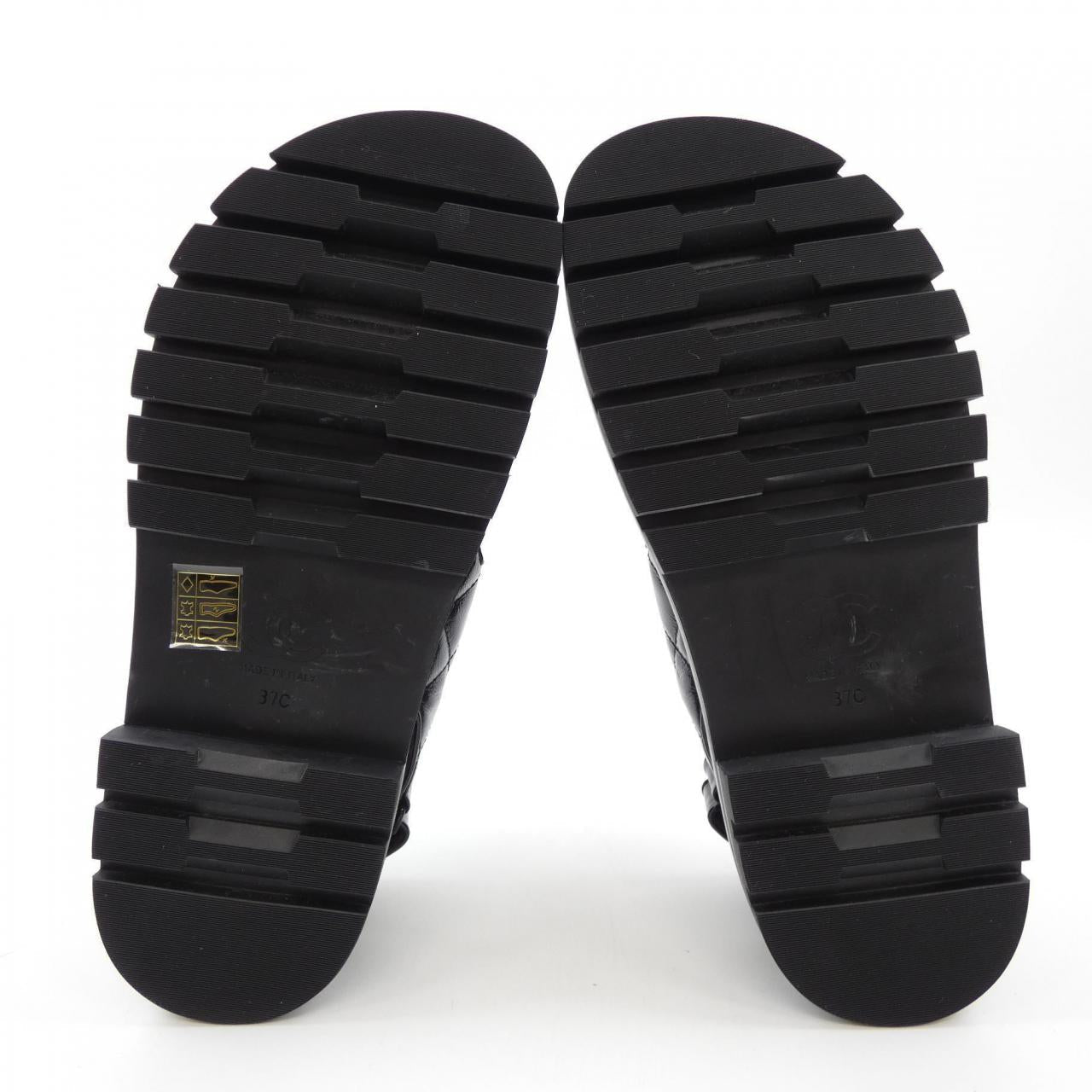 Chanel G45291B14457 Shiny Calfskin Sheepshearing Knit Sandals