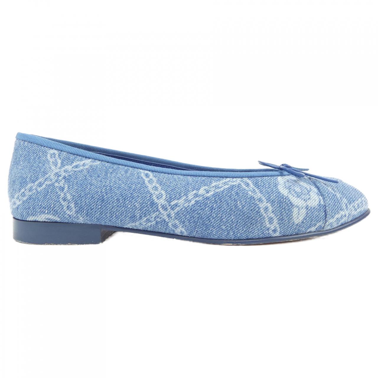Chanel G02819B13407 Patent Denim Flat Shoes