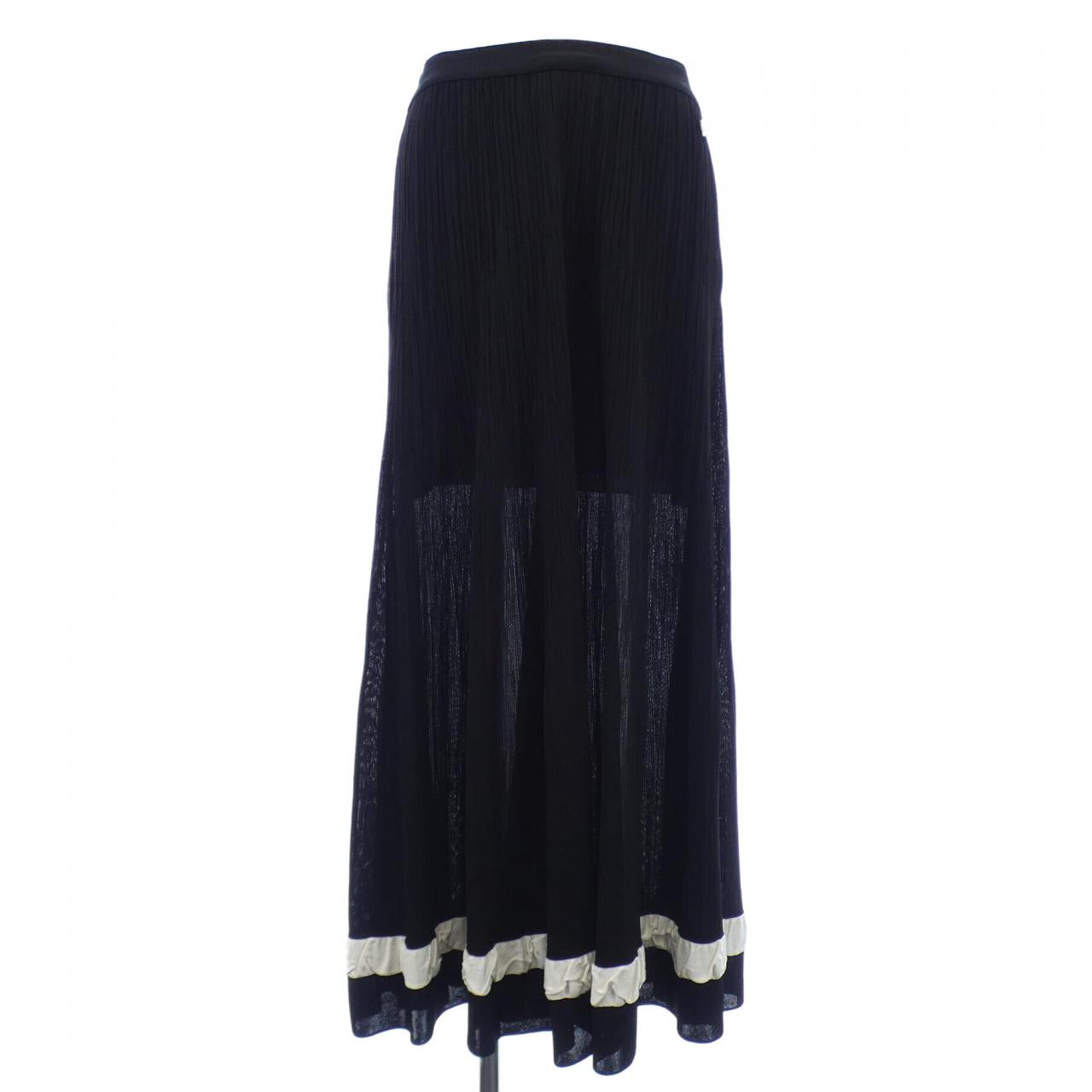 Chanel P70443K10046 Silk Skirt