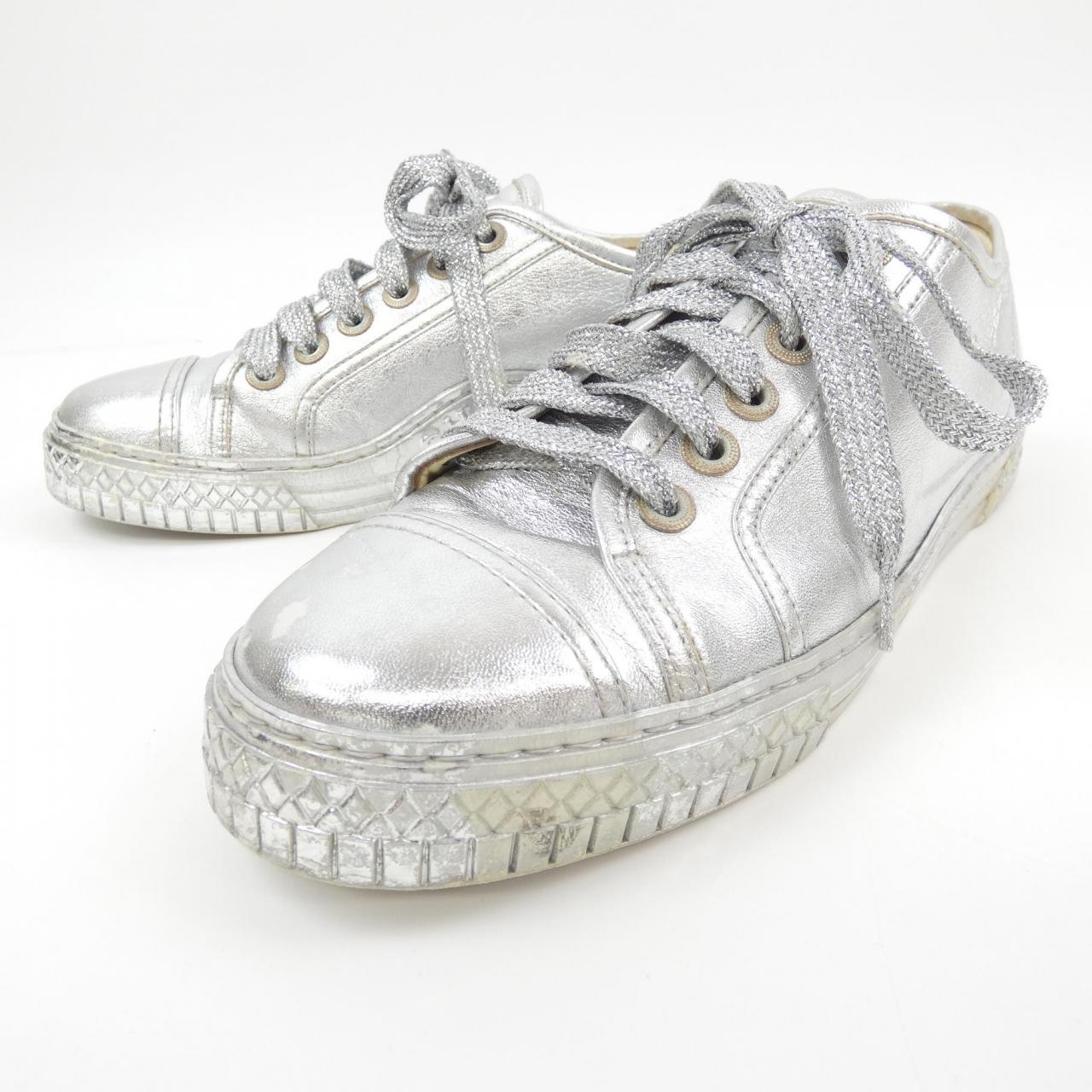 Chanel G33363X51047 Laminated Lambskin Sneakers