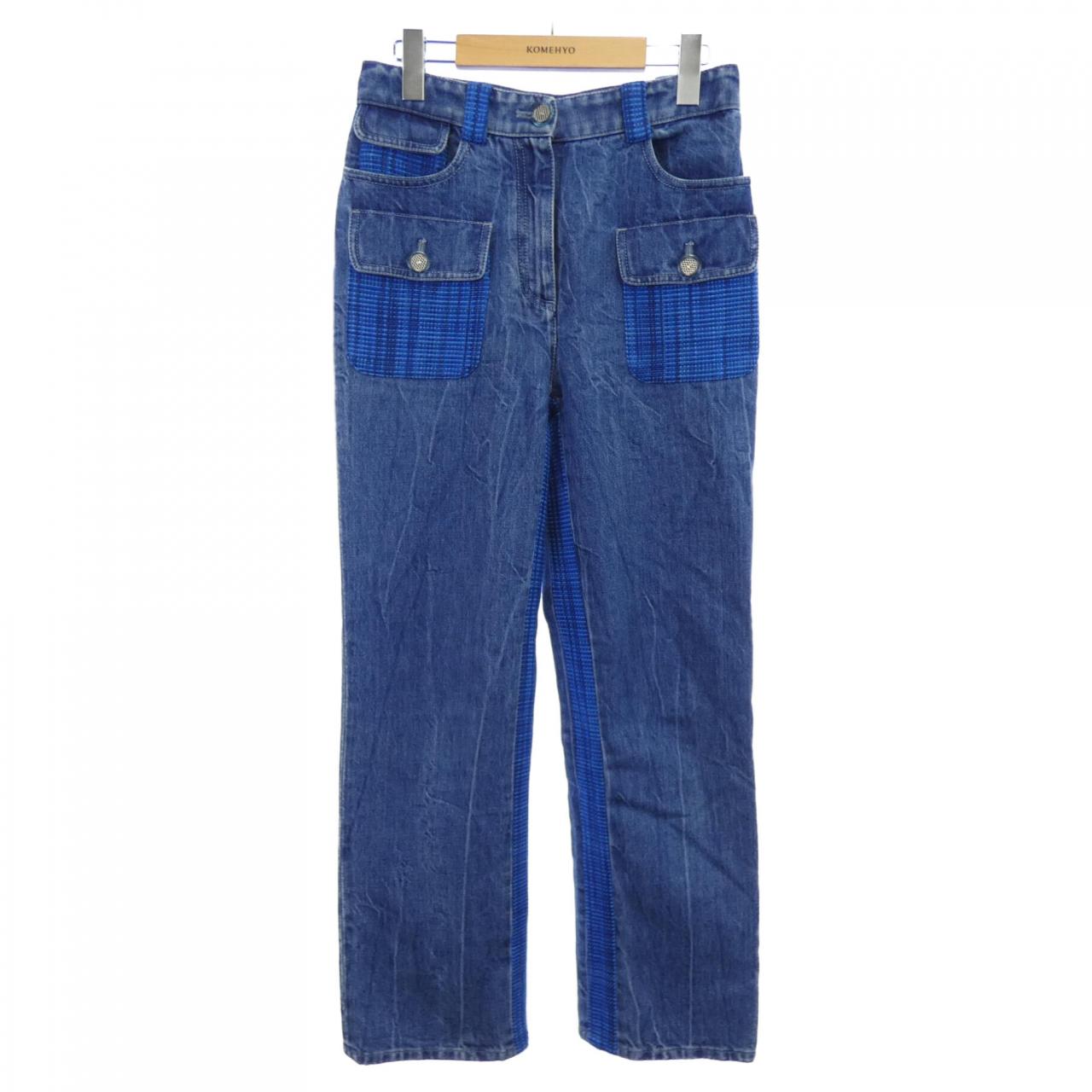 Chanel P70152V61545 Jeans