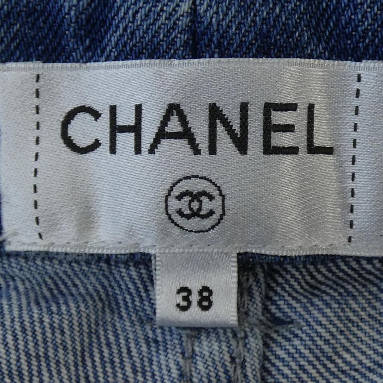 Chanel P70152V61545 Jeans