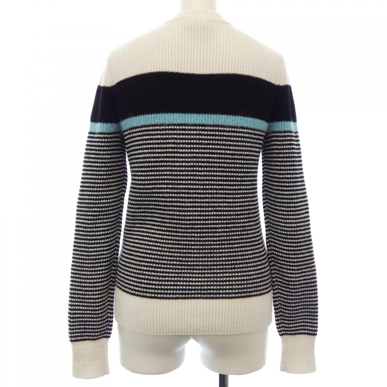 Chanel P73495K10521 22B Knit