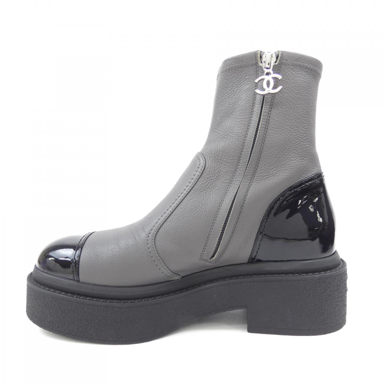 Chanel G45329B14510 Grained Calfskin Patent Calfskin Short Boots