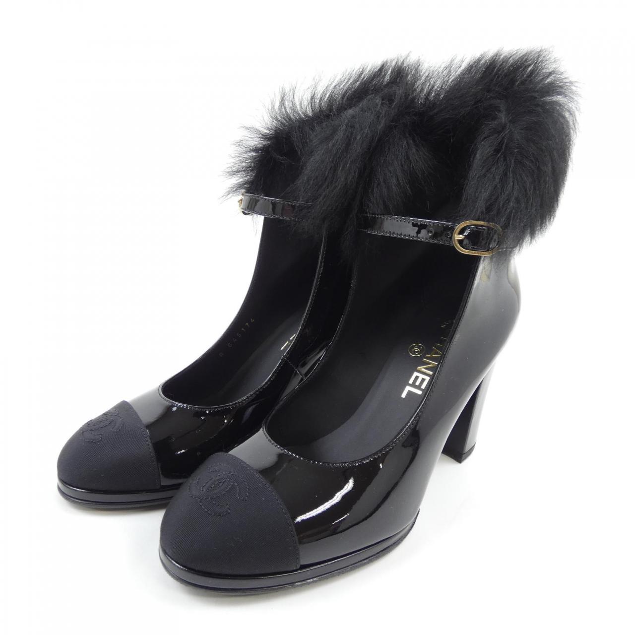 Chanel Mary Jane Patent Lambskin Pumps