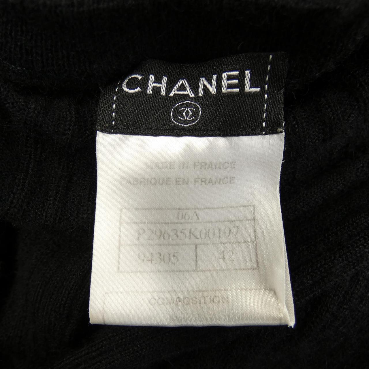 Chanel P29635K00197 Cashmere Knit