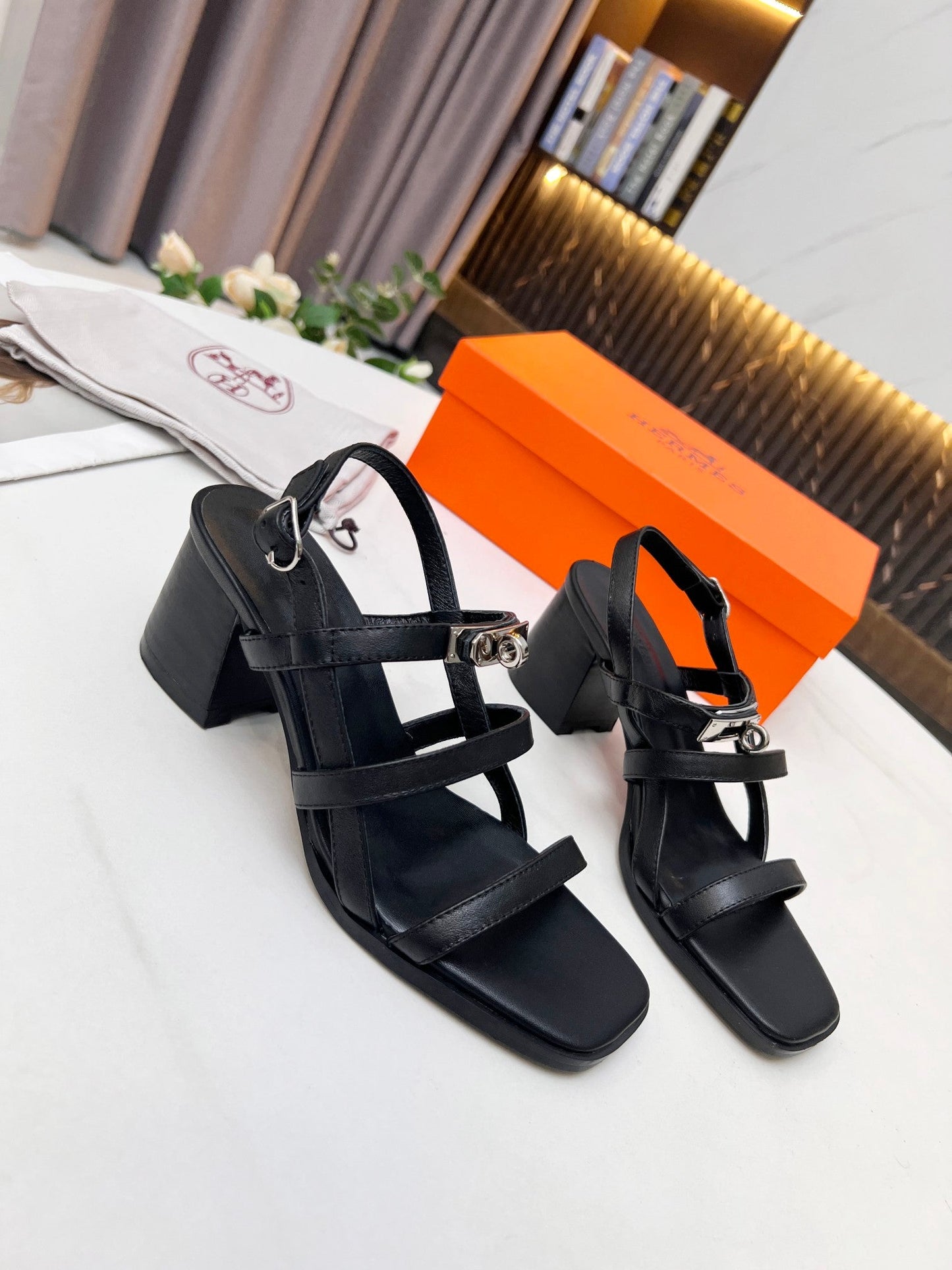 New 1:1 rep HM HIGH HEELS 036