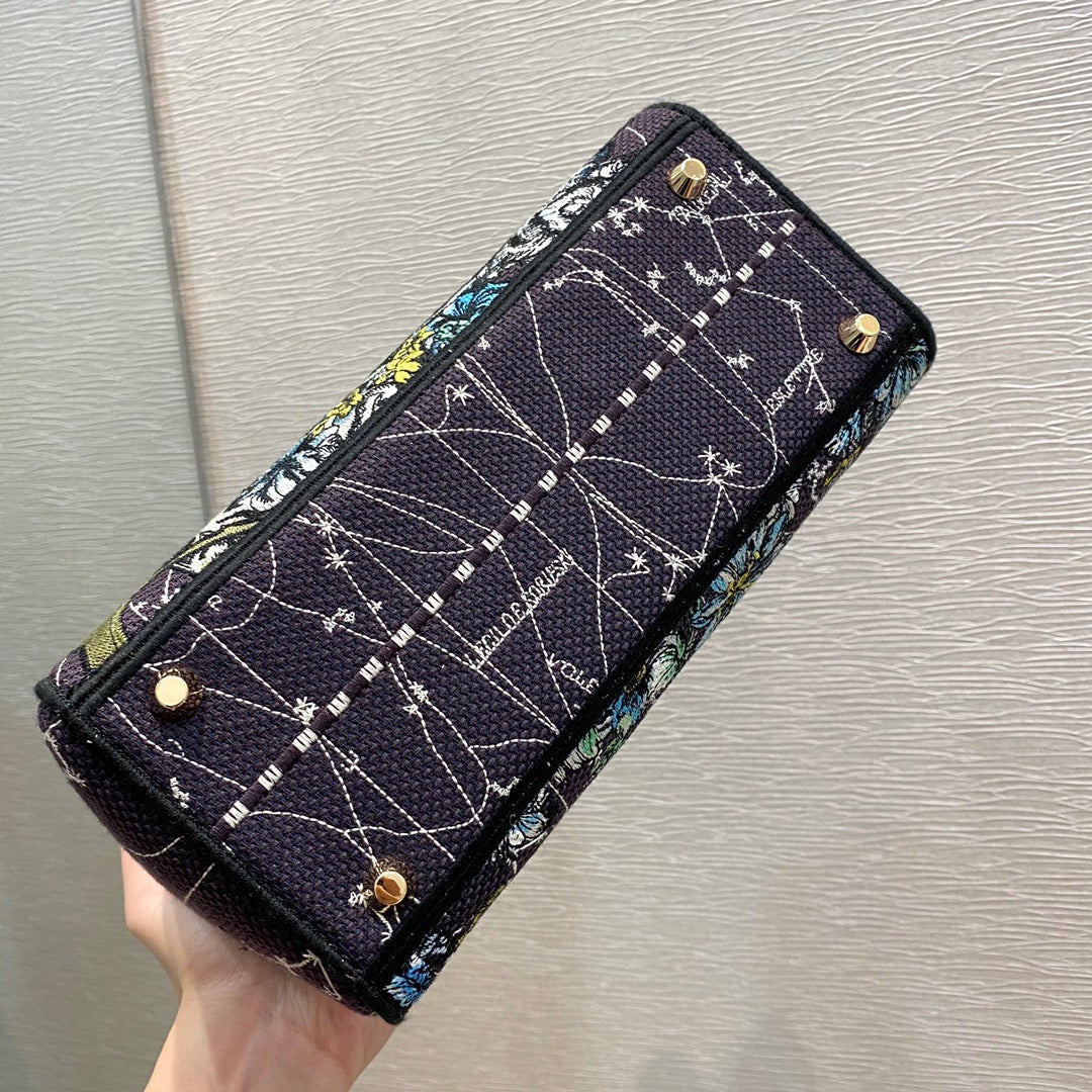 Top Quality MeTop Qualityum Lady D-Lite Bag Constellation Embroidery, Blue, For Women Womens Handbags, Crossbody Bags, 24cm CD M0565ORHP_M928