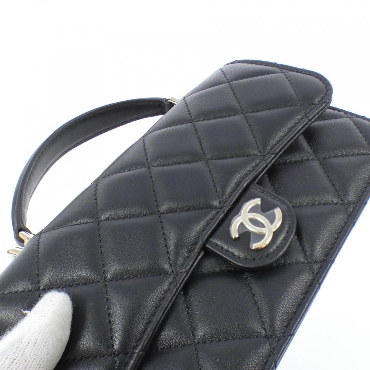 Chanel AP3226 Lambskin Phone Case