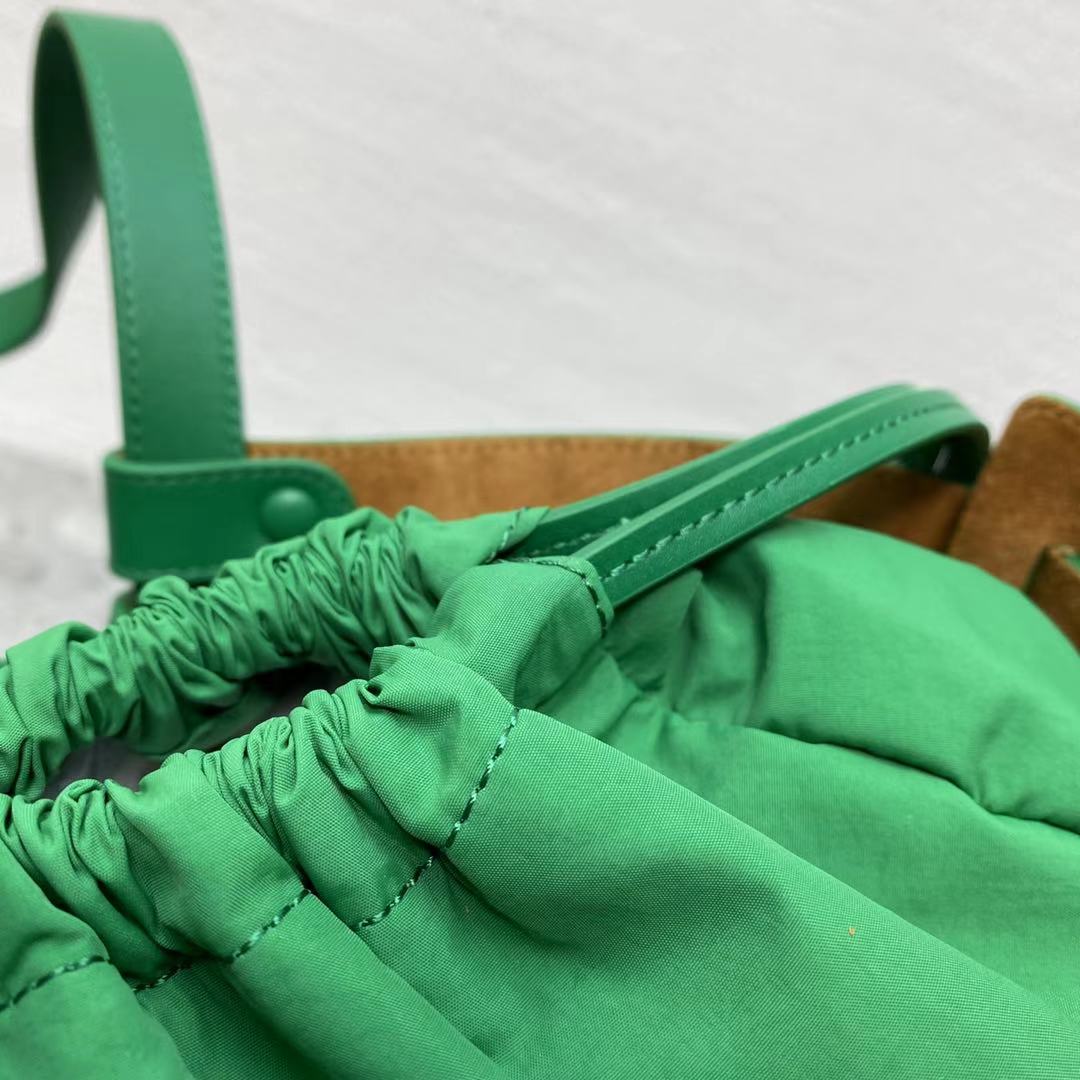 Top Quality MeTop Qualityum Shoulder Bag Green, For Women, Women’s Bags 8.6in/22cm