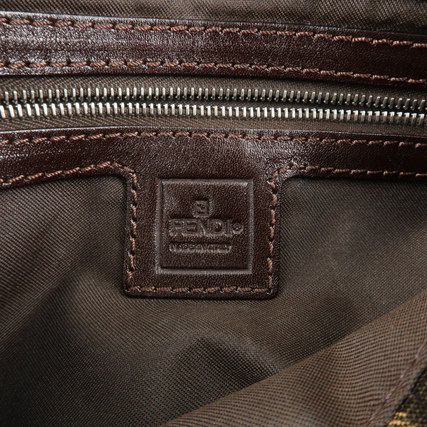 FENDI Zucca Mamma Baguette Canvas Shoulder Bag Brown Black 26424  d