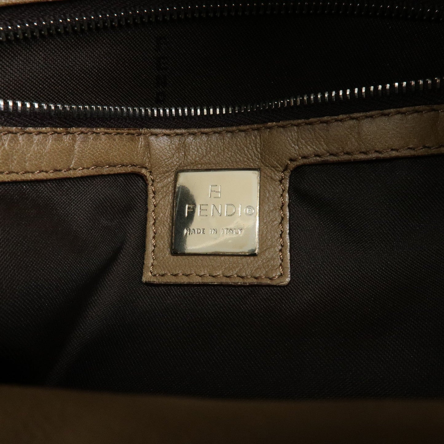 FENDI Mamma Baguette Leather Shoulder Bag Hand Bag Beige  d