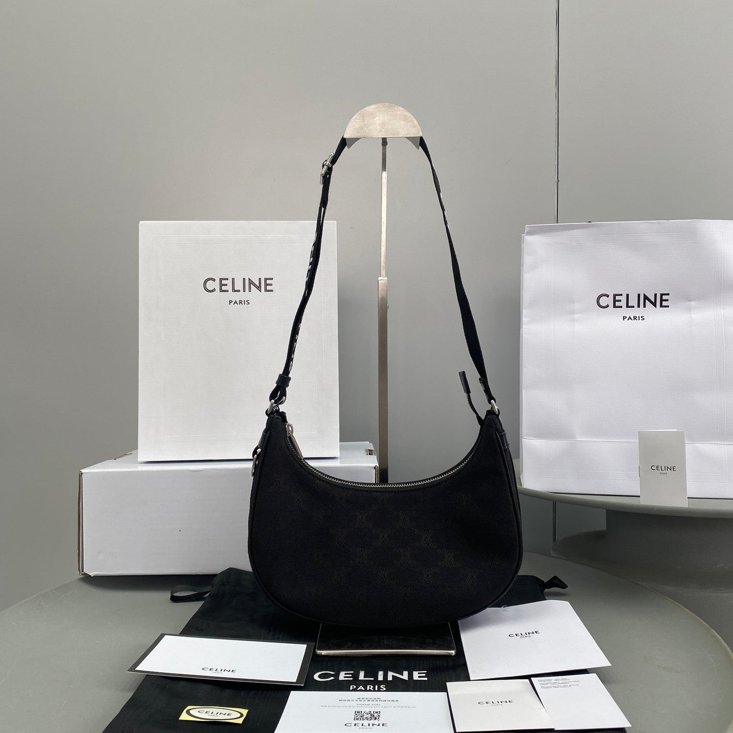 Top Quality MeTop Qualityum Ava Bag With Top Quality Strap Black For Women 9in/23cm 196962DLM.38SI