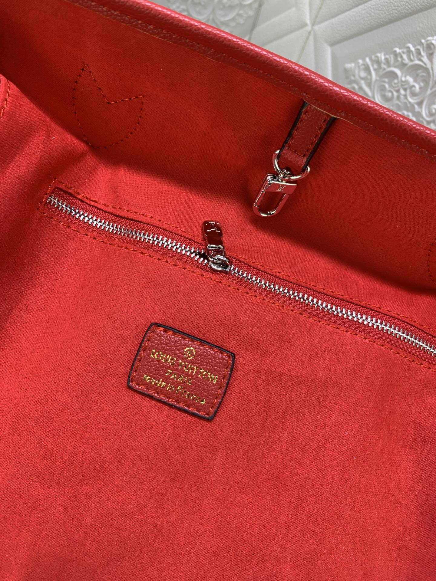 EN - New 1:1 rep Bag LUV 652