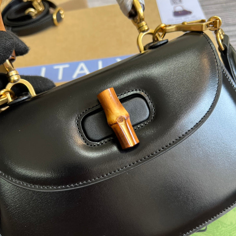 Top Quality -  Bags - 956