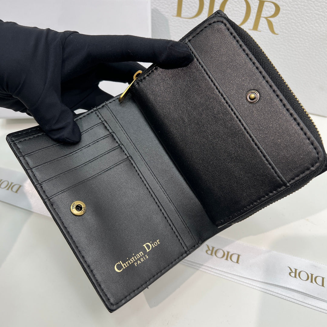 EN - New 1:1 rep  Wallet DIR 013