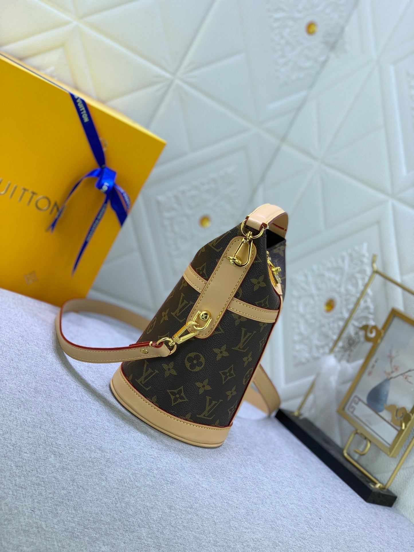 EN - New 1:1 rep Bag LUV 647