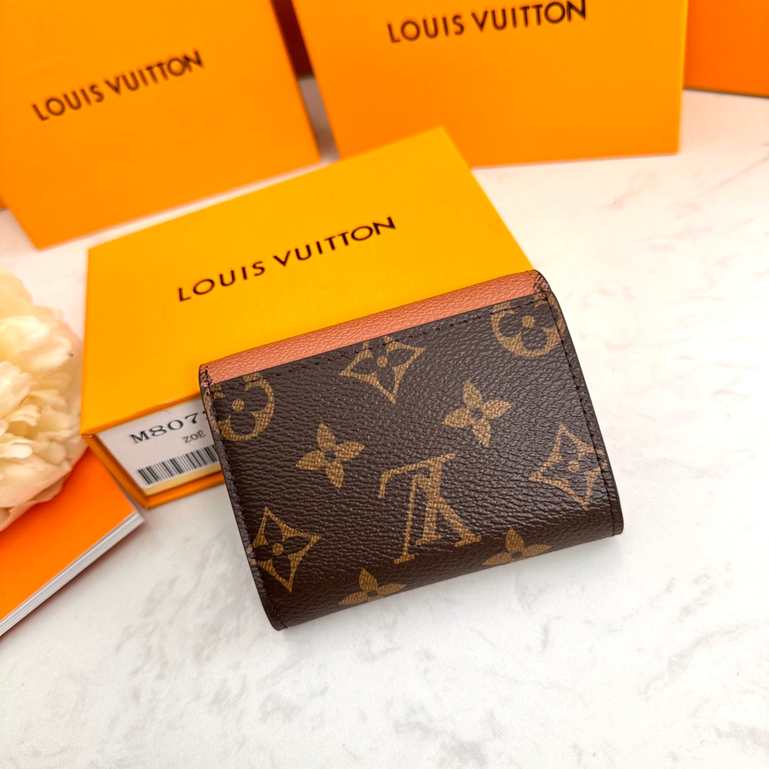 EN - New 1:1 rep  Wallet LUV 137