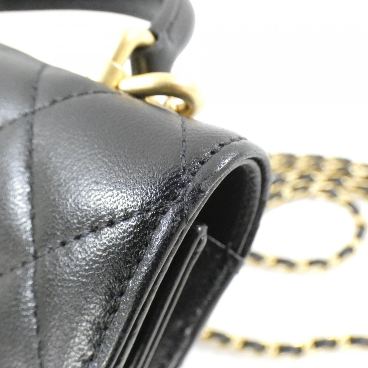 Chanel AP2200 Lambskin Chain Clutch