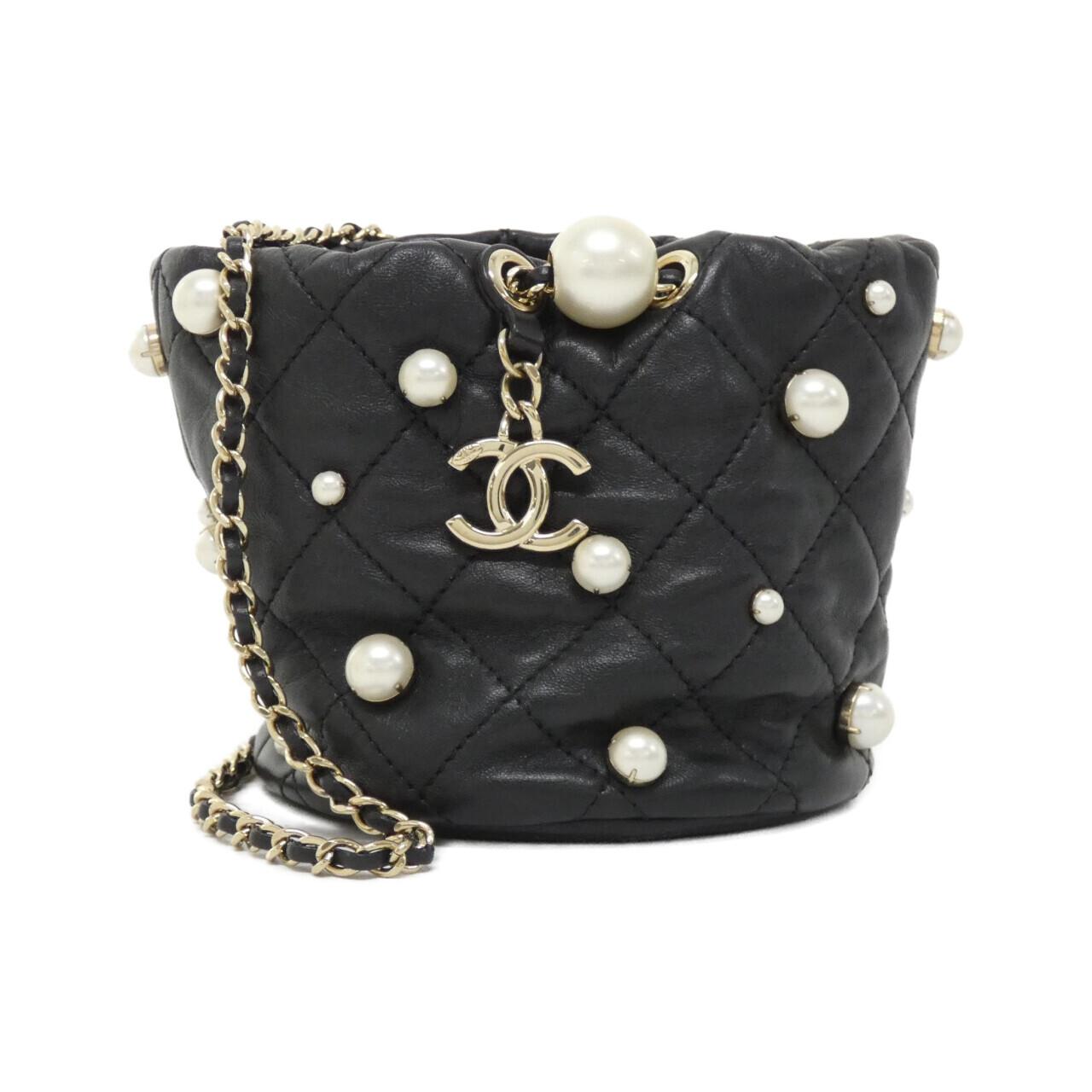 Chanel AS2518 Lambskin Shoulder Bag