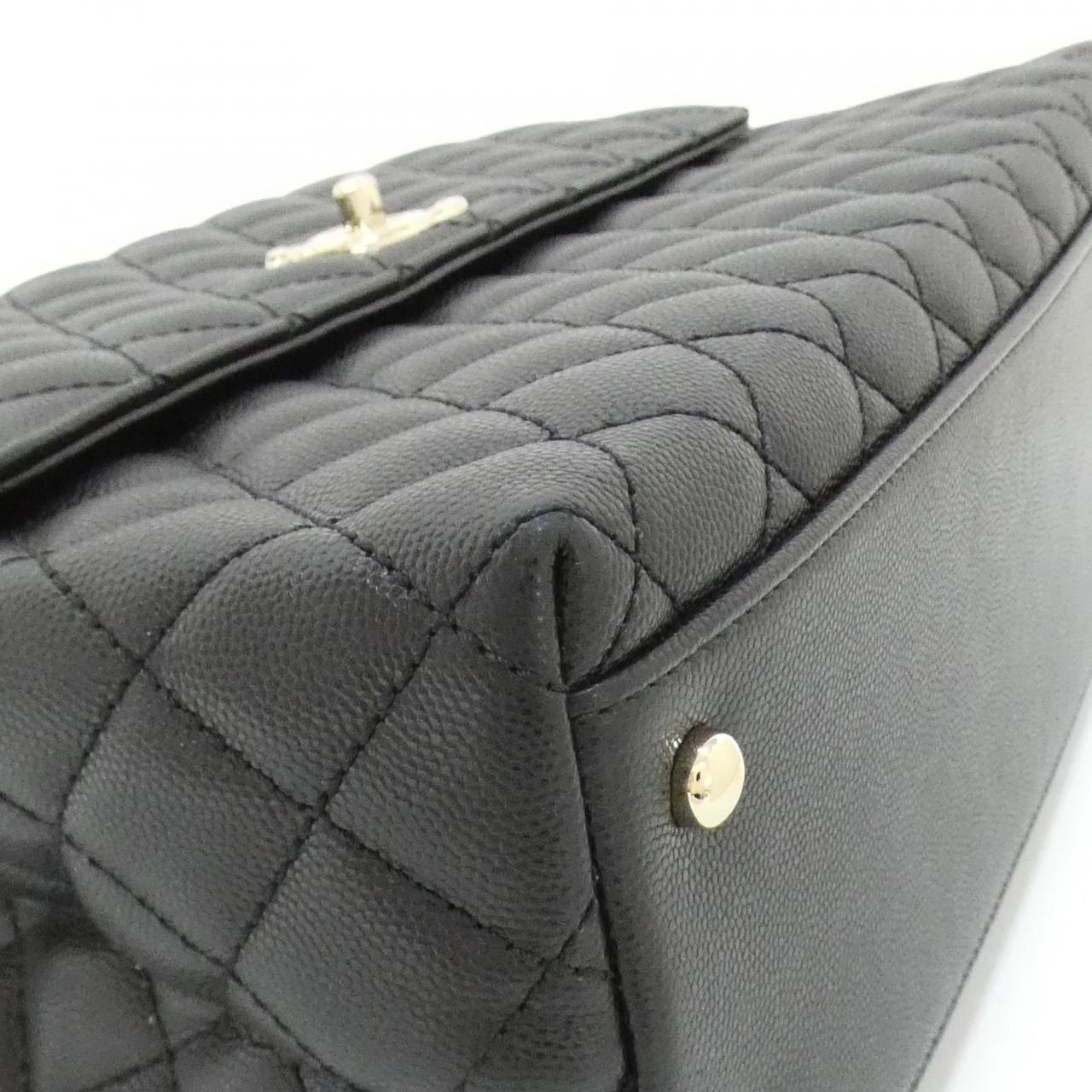 Chanel Coco Handle Caviar Skin Bag