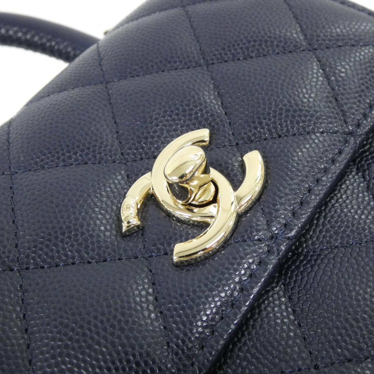 Chanel Coco Handle Caviar Skin Chain Clutch