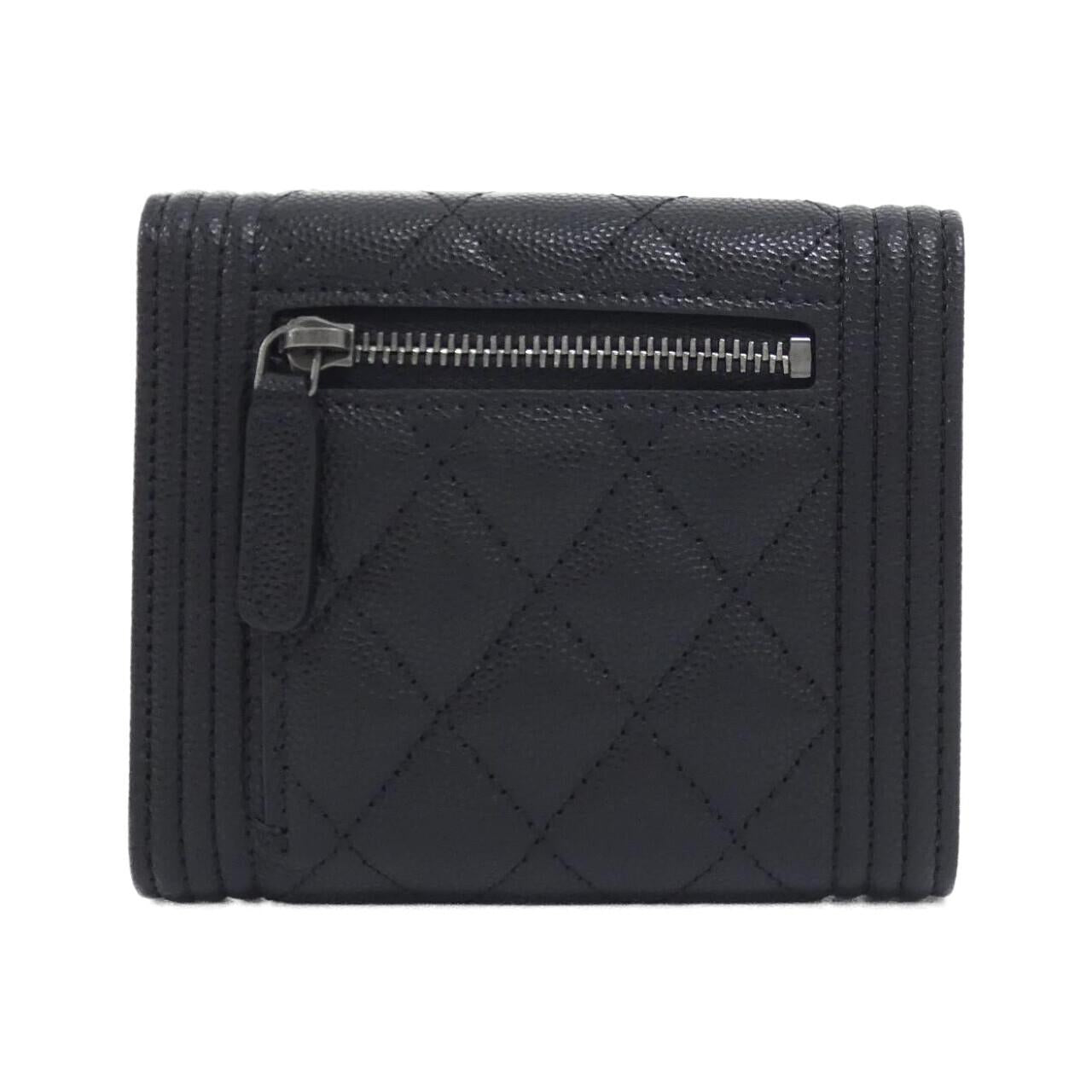 Chanel Boy Chanel Caviar Skin Wallet