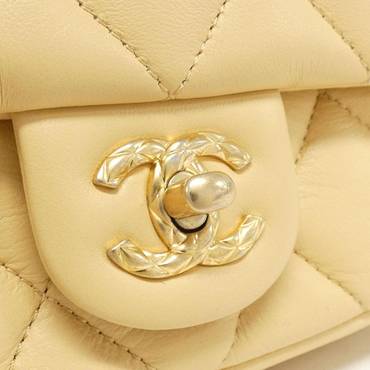 Chanel AS4263 Lambskin Shoulder Bag