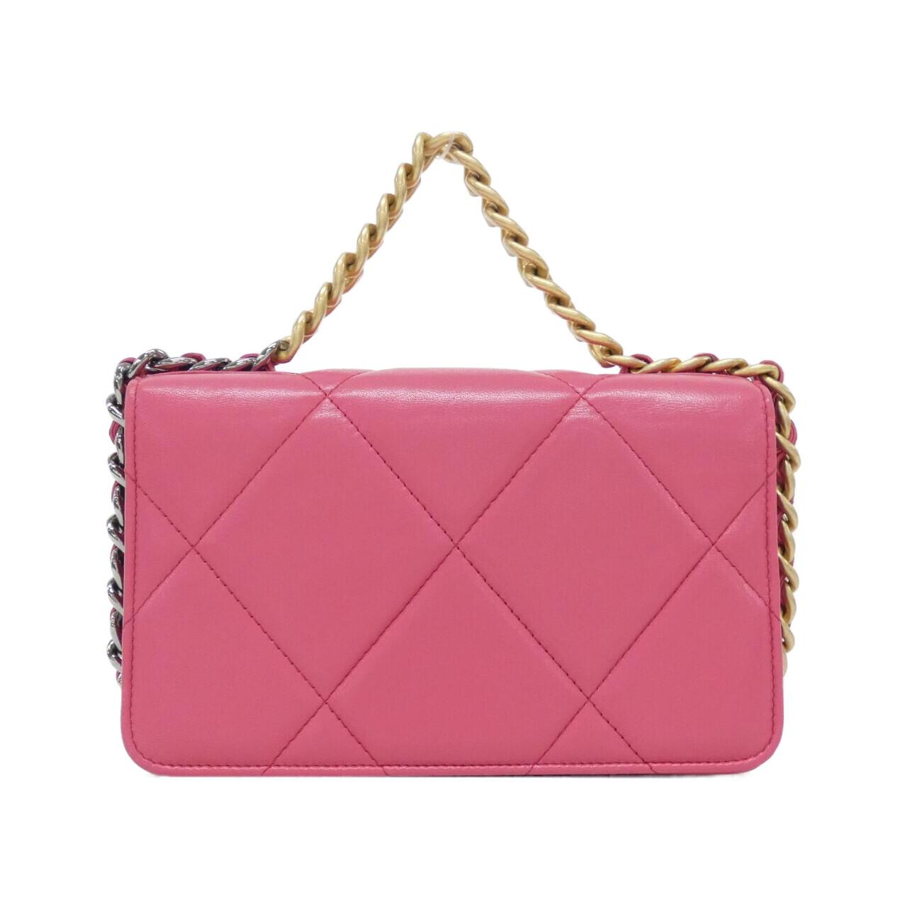 Chanel Chanel19 Lambskin Wallet