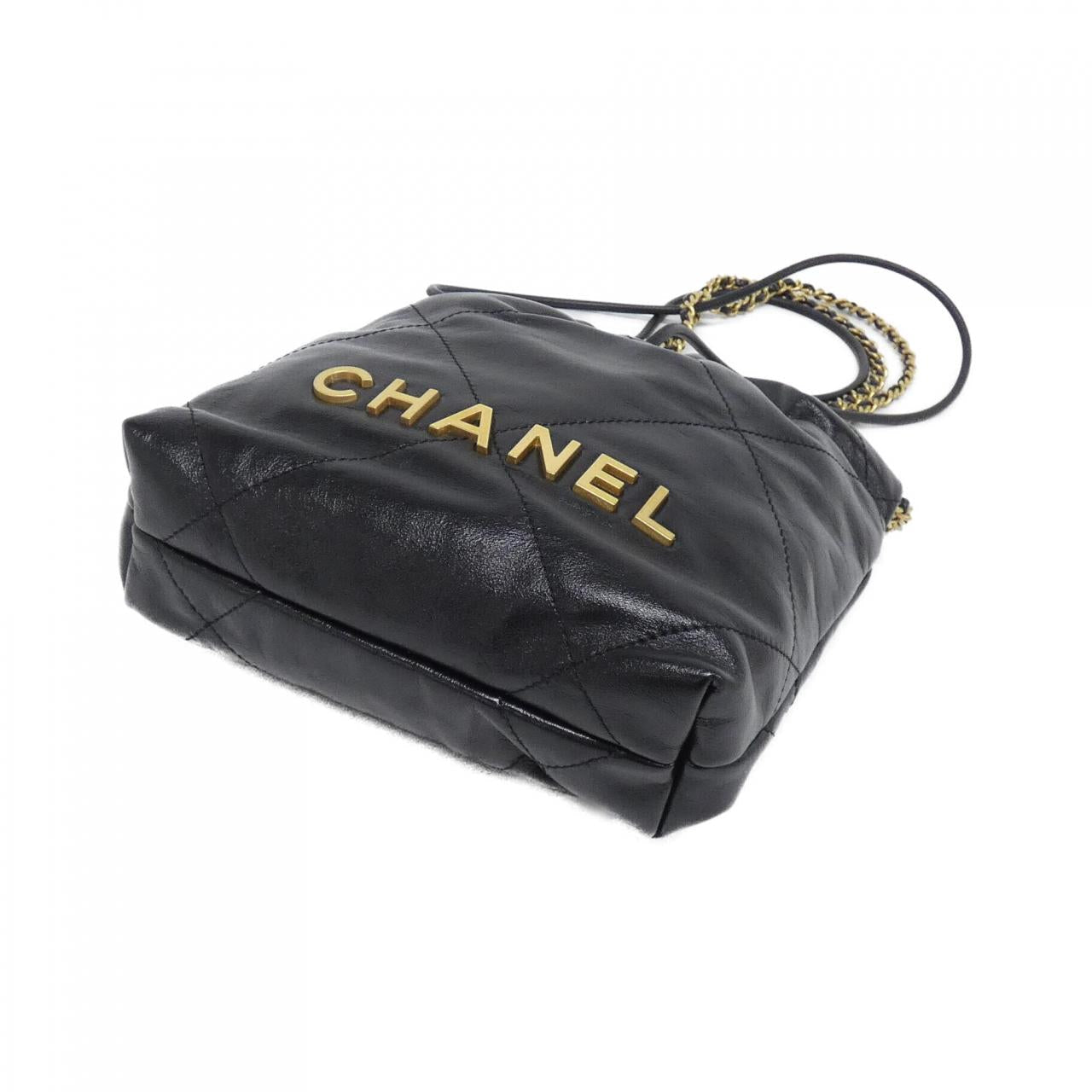 Chanel Chanel 22 Calf Bag
