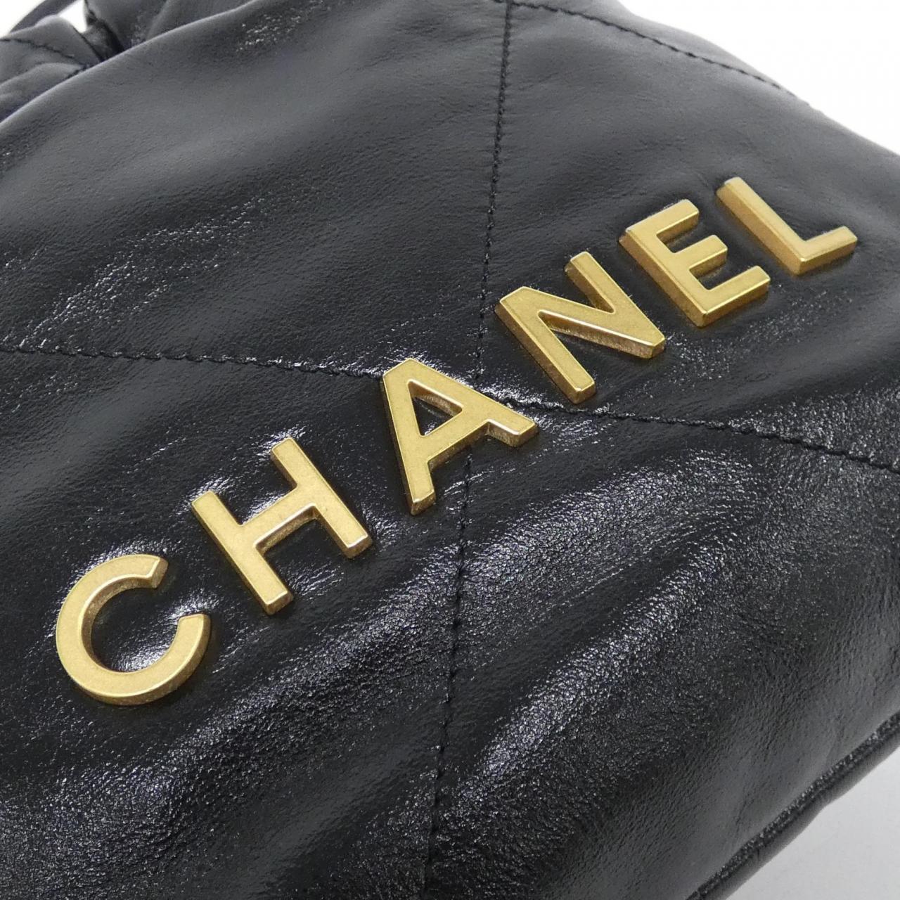 Chanel Chanel 22 Calf Bag