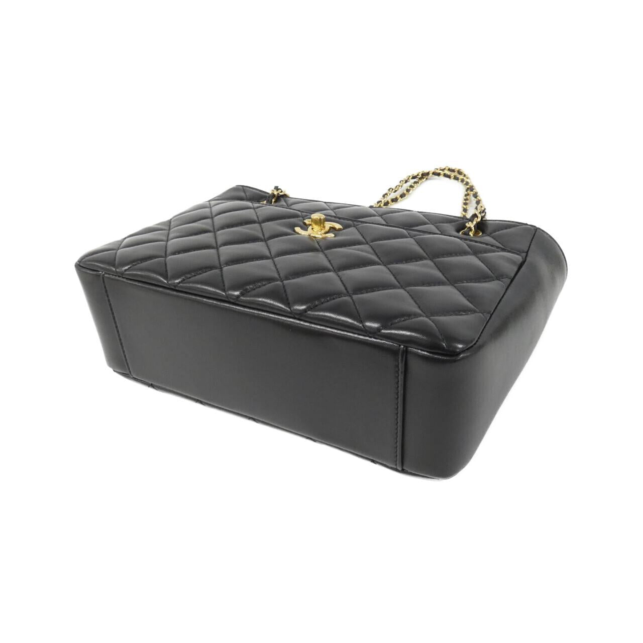 Chanel AS5215 Lambskin Shoulder Bag
