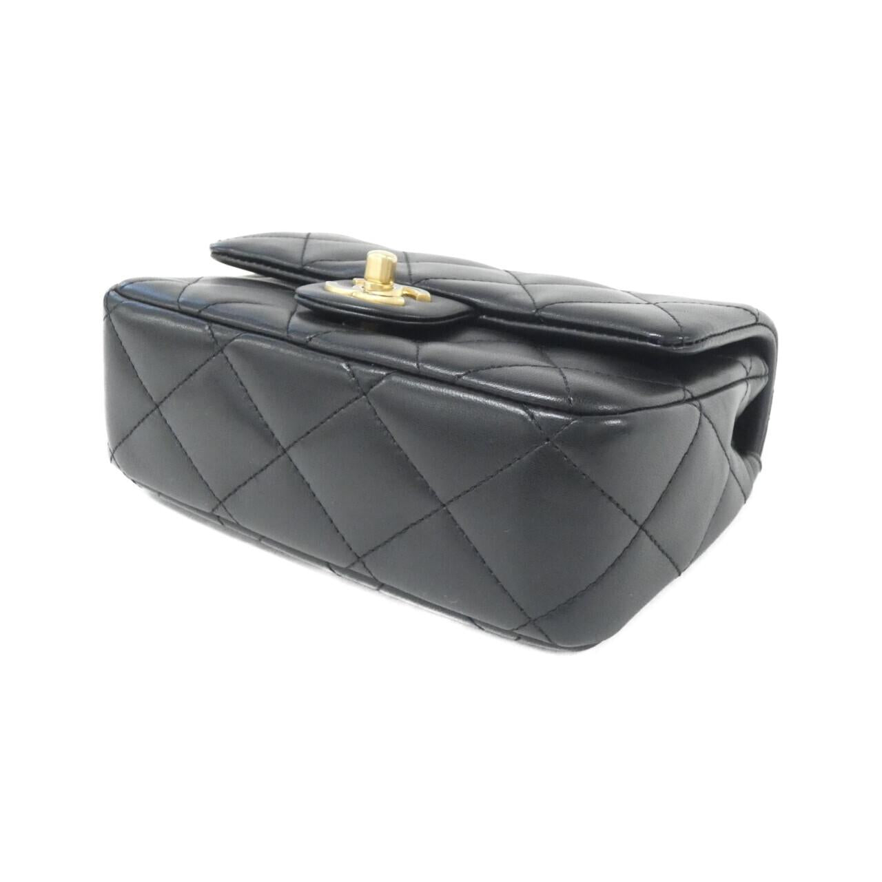 Chanel AS5277 Lambskin Shoulder Bag