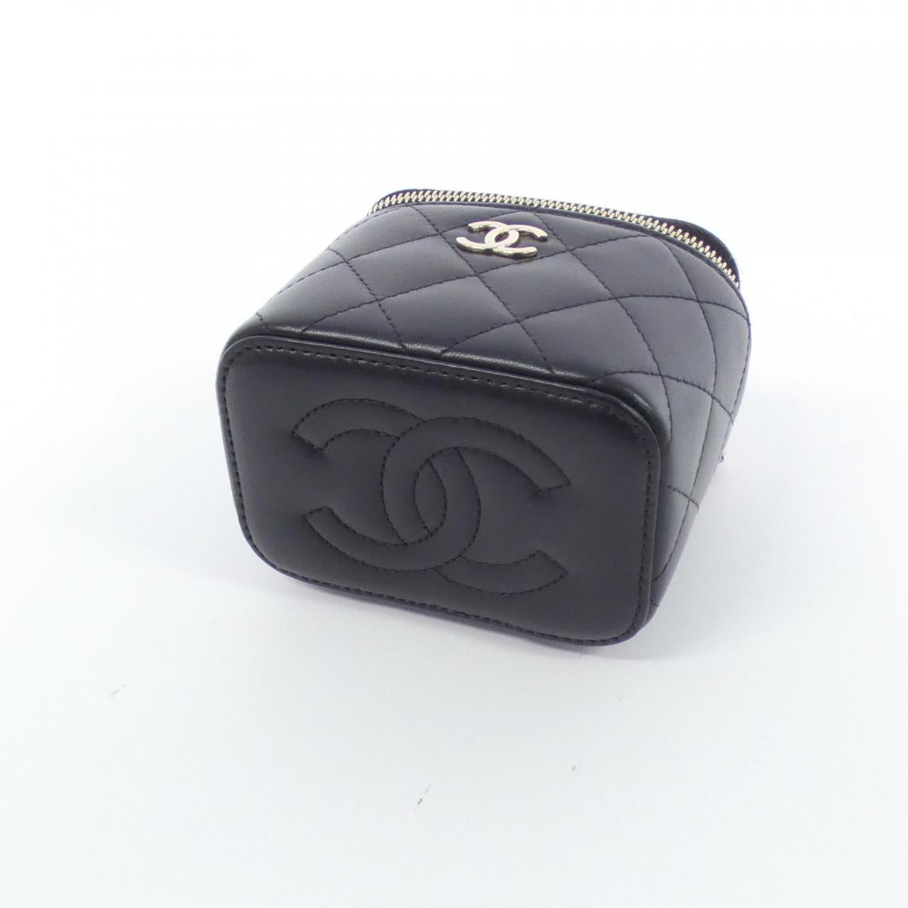 Chanel AP2198 Lambskin Shoulder Bag