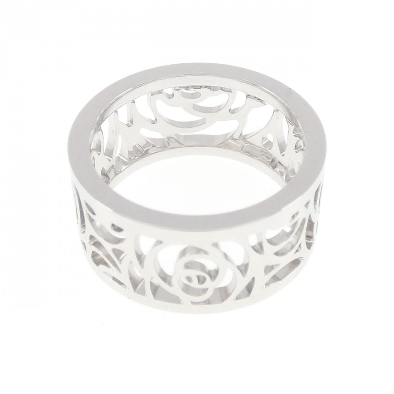 Chanel Camelia 750 White Gold Ring
