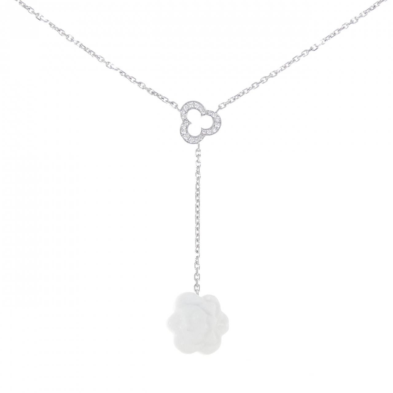 Chanel Camelia 750 White Gold Necklace