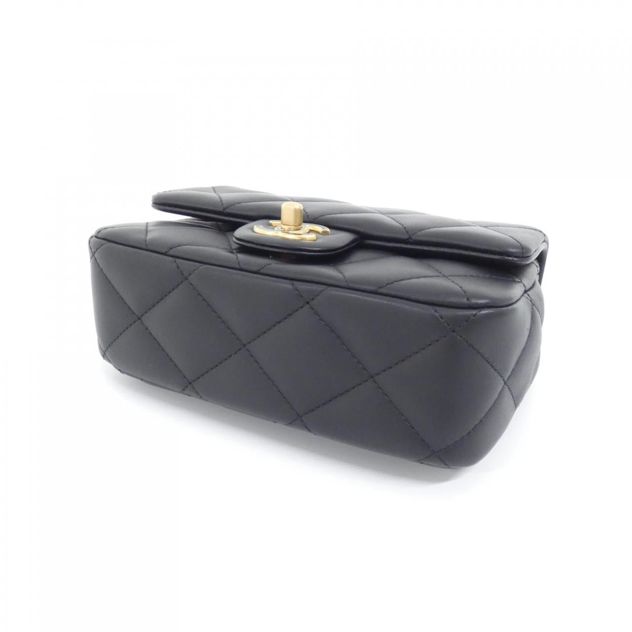 Chanel AS5277 Lambskin Shoulder Bag