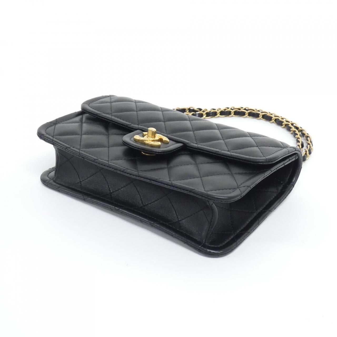Chanel AS5225 Calf Shoulder Bag
