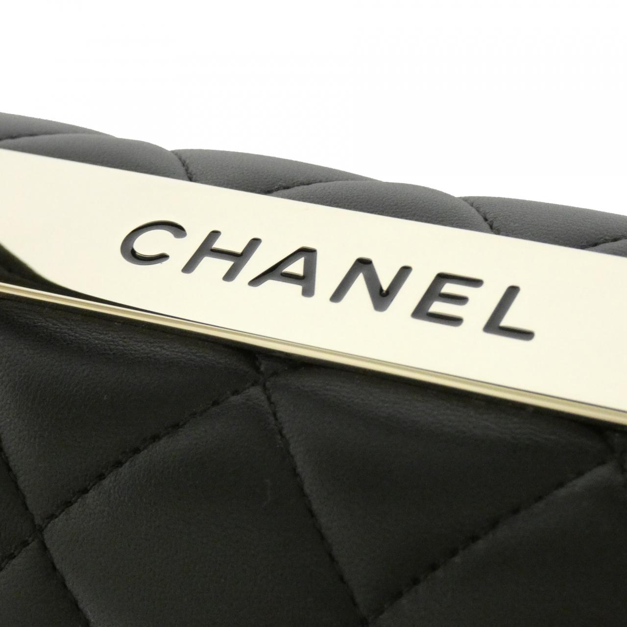 Chanel Lambskin Shoulder Bag