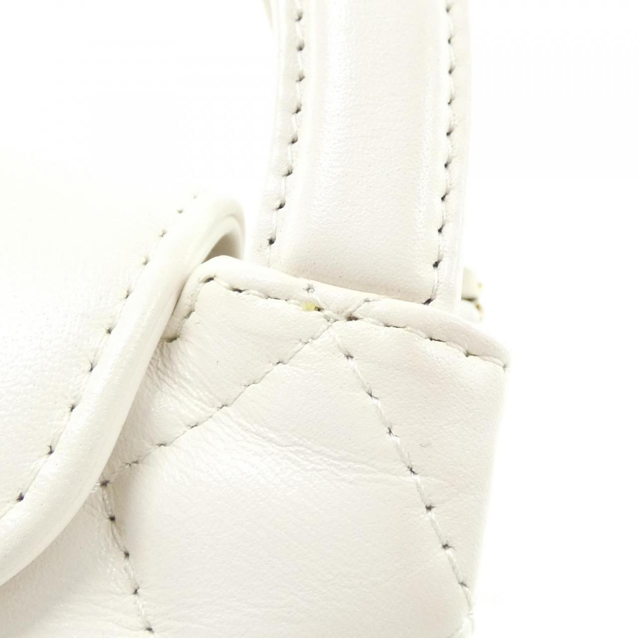 Chanel AP3435 Calf Chain Clutch