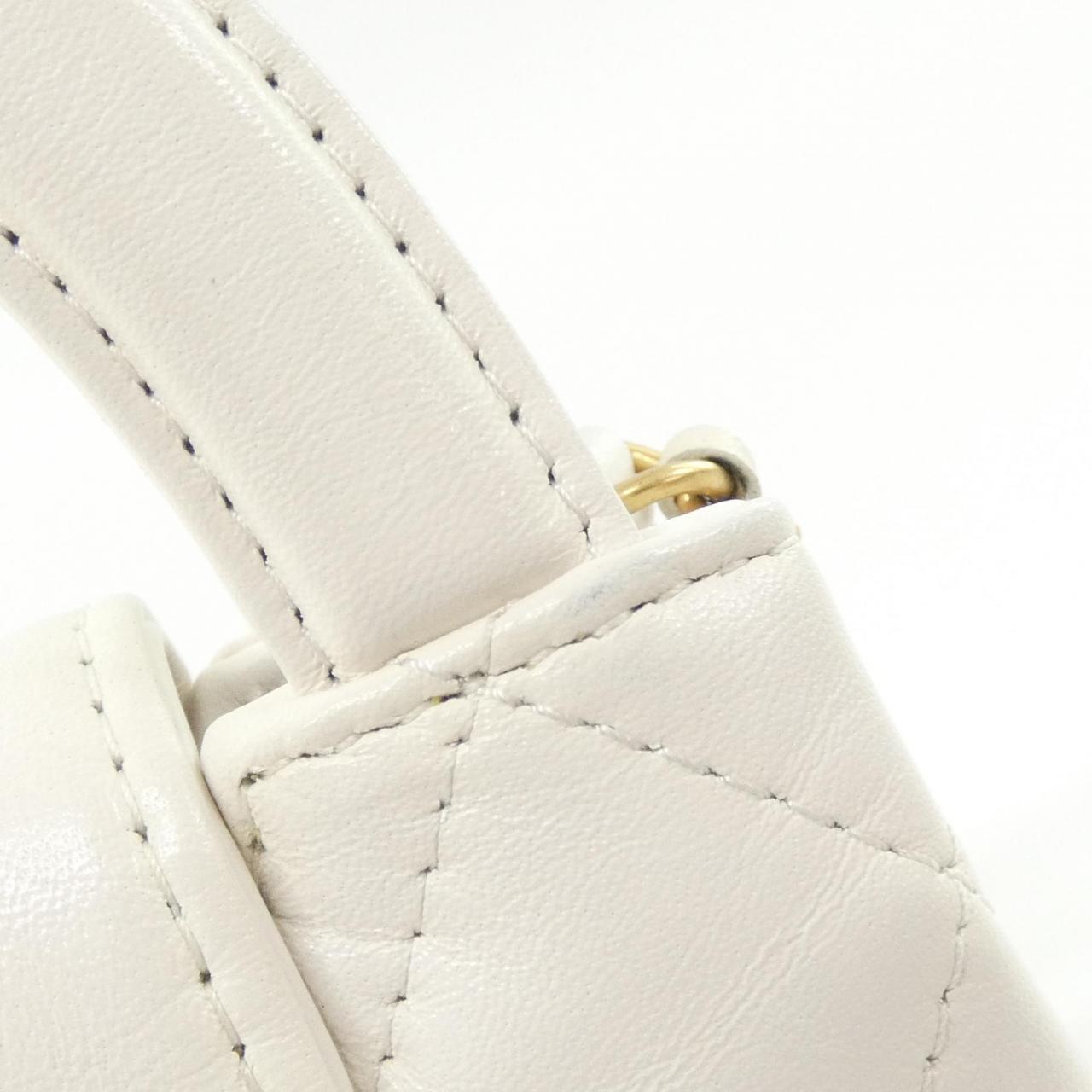 Chanel AP3435 Calf Chain Clutch