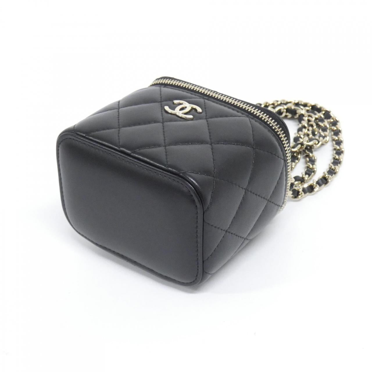 Chanel AP2198 Lambskin Shoulder Bag