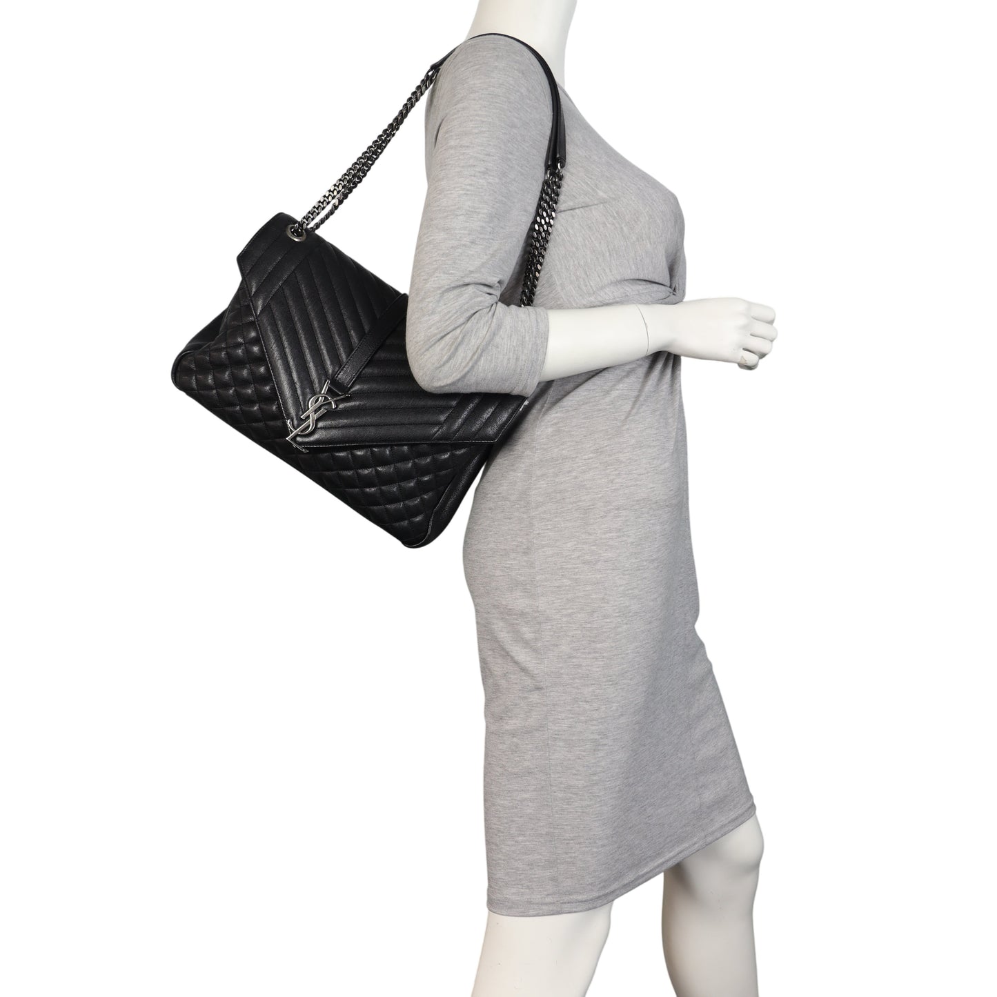 Saint Laurent Classic Medium Tri-Quilt Soft Envelope