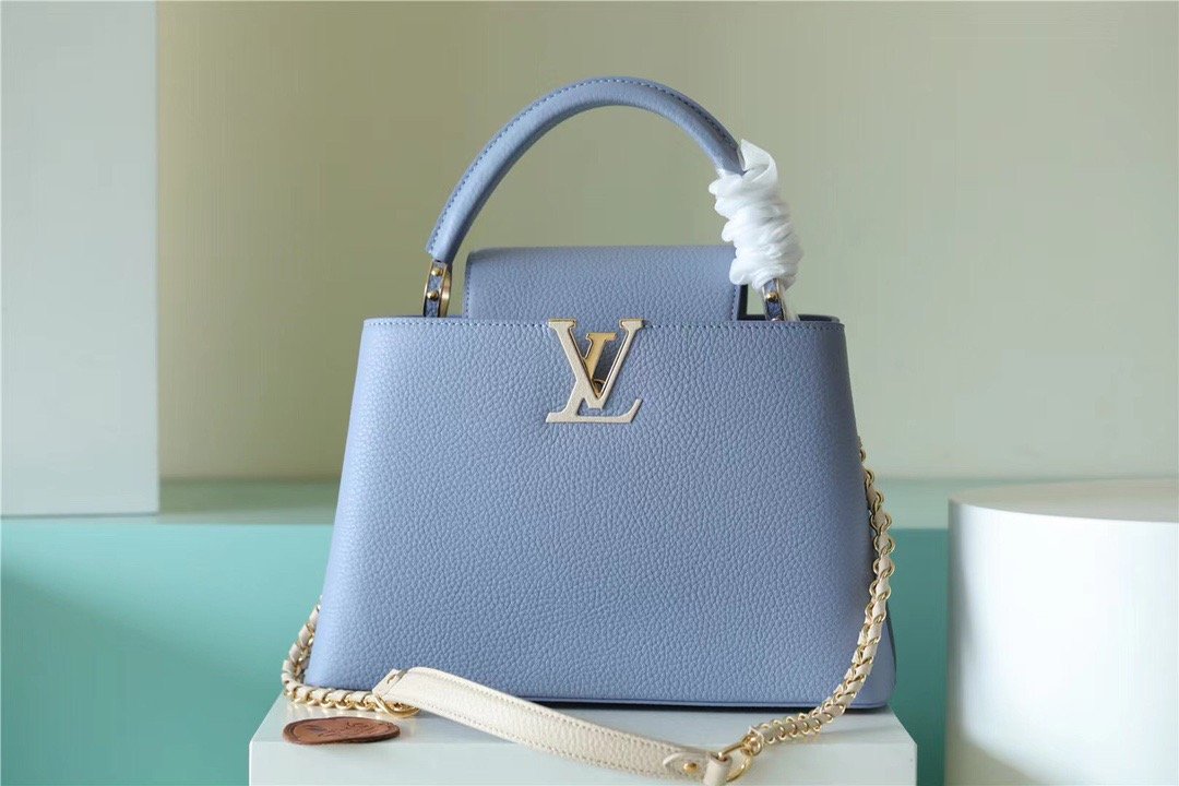 Top Quality Capucines MM Taurillon Light Blue/ Beige For Women, Womens Bags, Shoulder And Crossbody Bags 12.4in/31.5cm Top Quality 