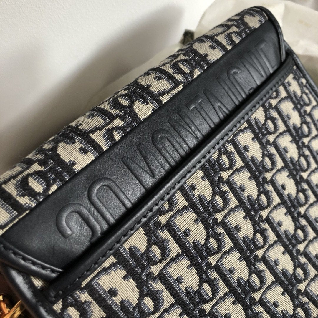 EN - New 1:1 rep  Bags DIR 228