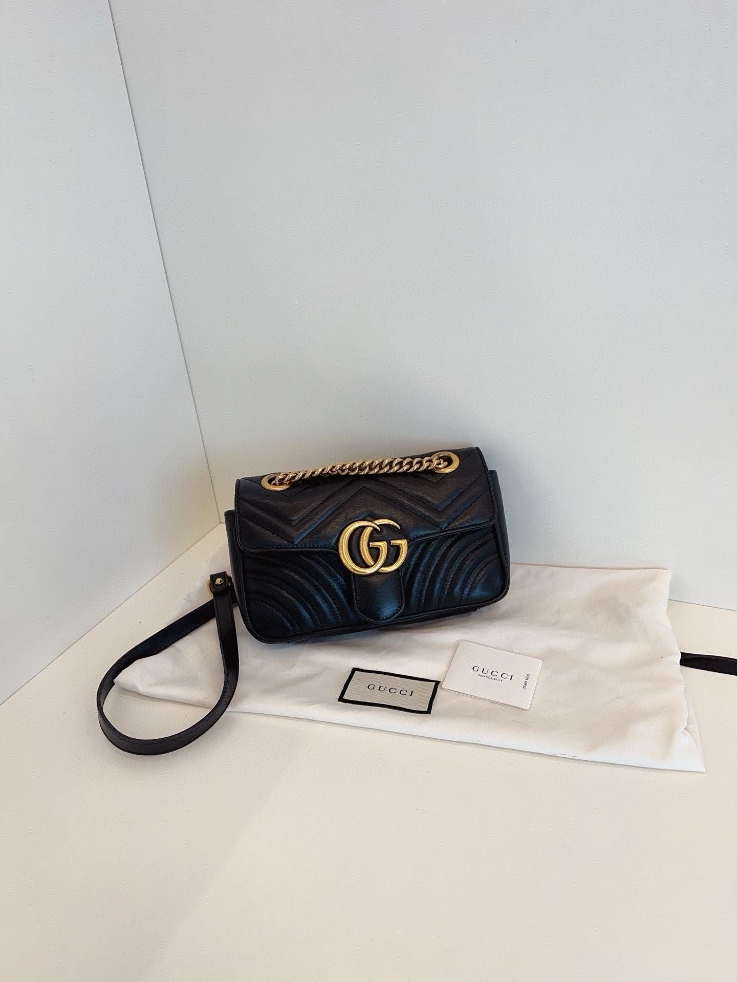 Gucci Marmont  bag black **cm
