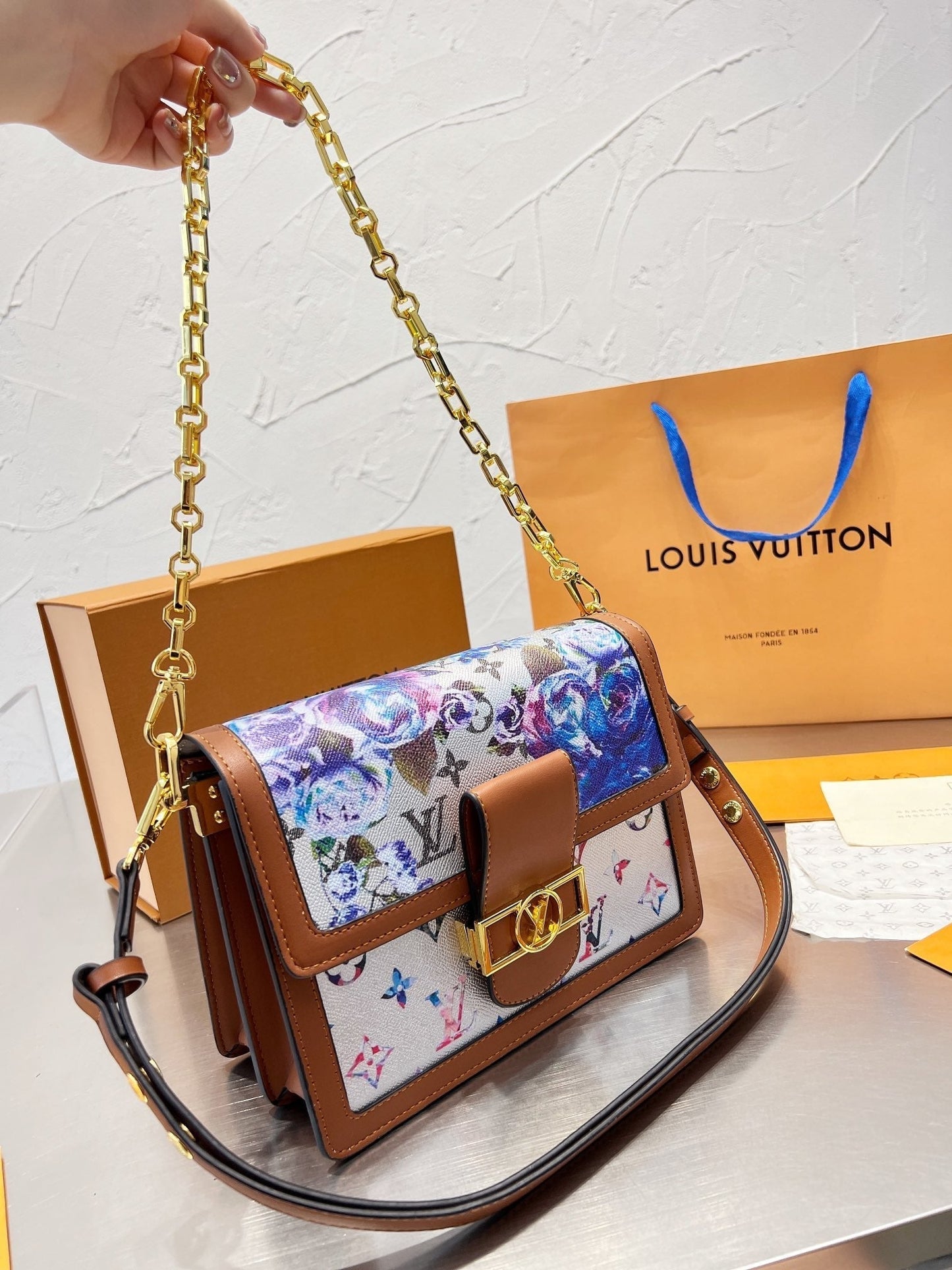 EN - New 1:1 rep Lux Bags LUV 545
