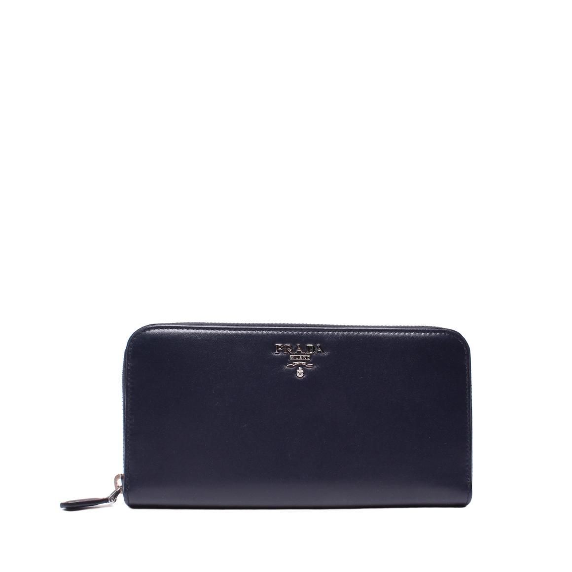 Prada Black Saffiano Leather Zip Around Wallet ITHYRRJJPJGO
