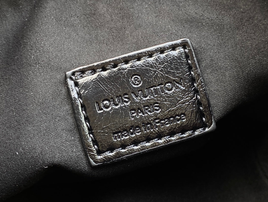 New 1:1 rep Lux Bags LUV 905